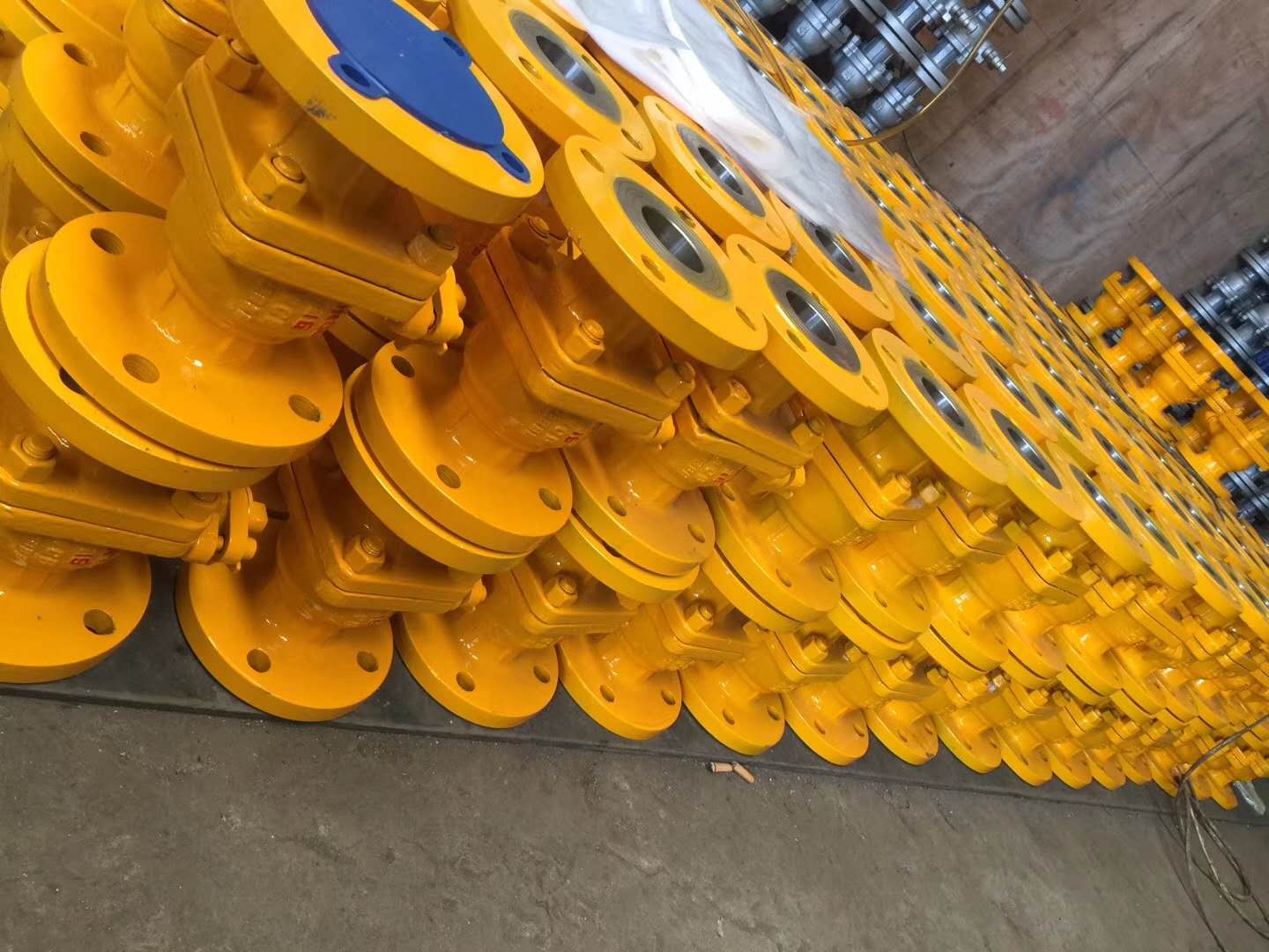 늄(dng)_P(gun)y,늄(dng)ry